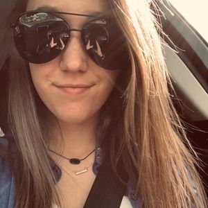 Meet your Posher, Alex